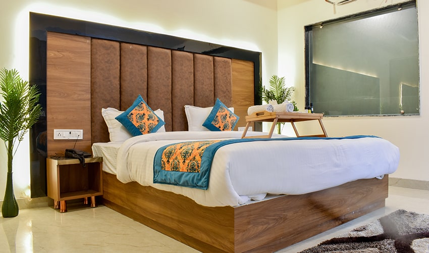 Well Appointed Rooms in Mahipalpur, Delhi