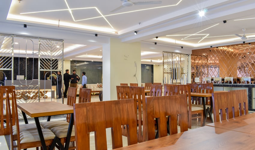 Restaurants In 3 Star Hotels in Mahipalpur, Delhi